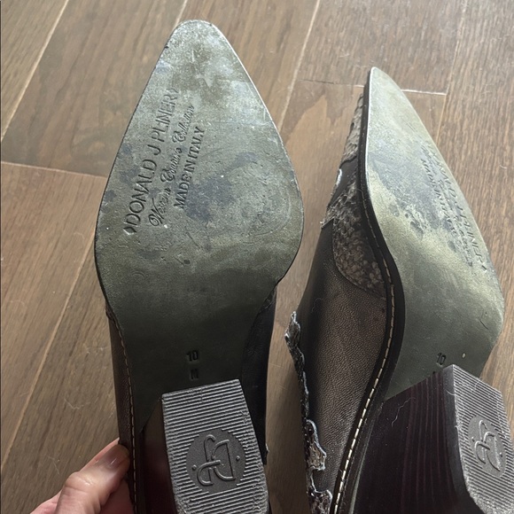 Donald Pliner couture snakeskin mules - Picture 6 of 6